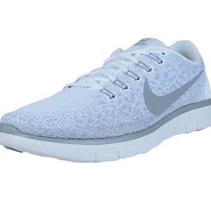 Nike’s women’s free RN distance